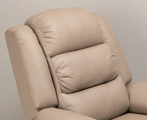全体幅63cmのコンパクト設計